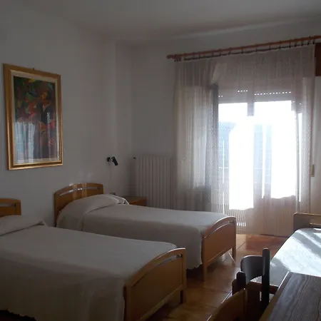 Hotel Sa 'e Jana 2*